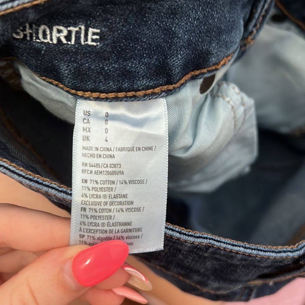 American Eagle Shorts - Picture 3 of 3
